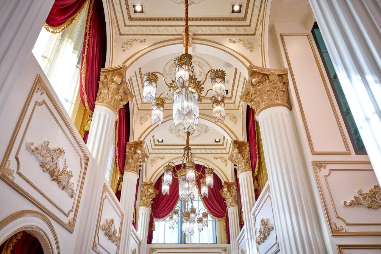 Queen Castle Hotel Yuchi Exterior foto